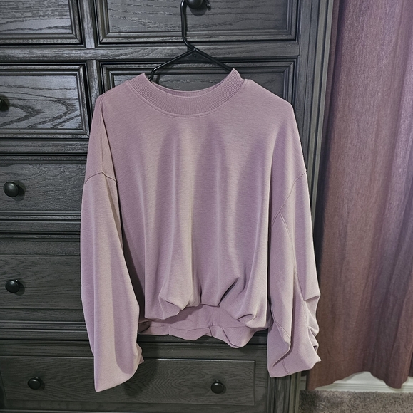 Lululemon Softstreme Pullover - Picture 5 of 11